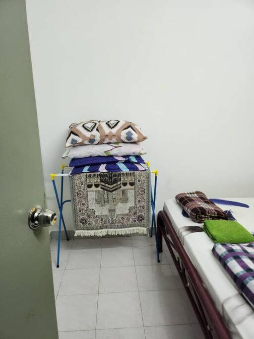 D'Haja 61 Klia Sepang With 3 Airconds & Wifi Villa Banting  Eksteriør bilde